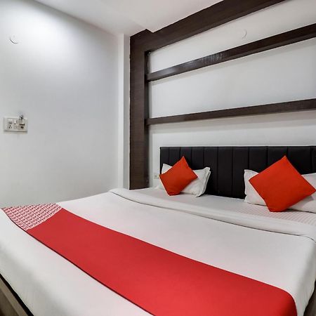 Oyo Flagship Just-9 Inn Near Sahara Ganj Mall Lucknow Exteriör bild