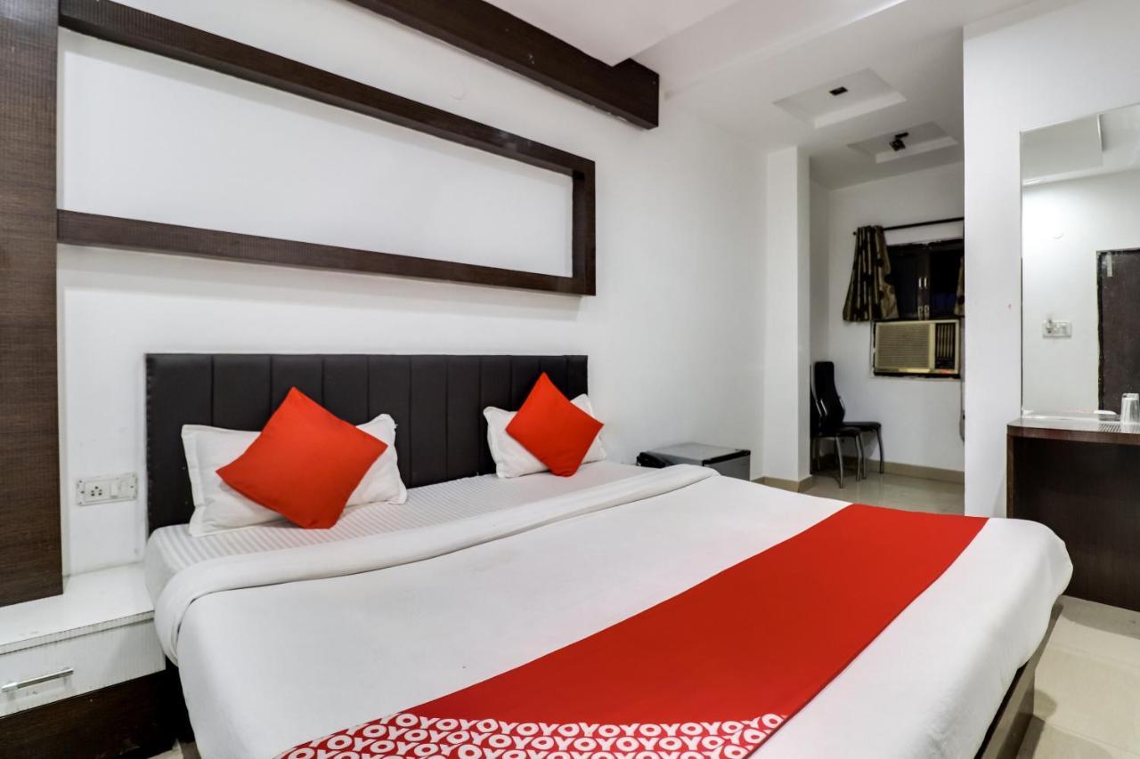 Oyo Flagship Just-9 Inn Near Sahara Ganj Mall Lucknow Exteriör bild