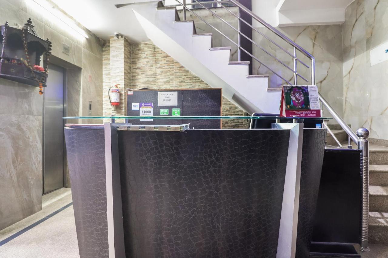 Oyo Flagship Just-9 Inn Near Sahara Ganj Mall Lucknow Exteriör bild